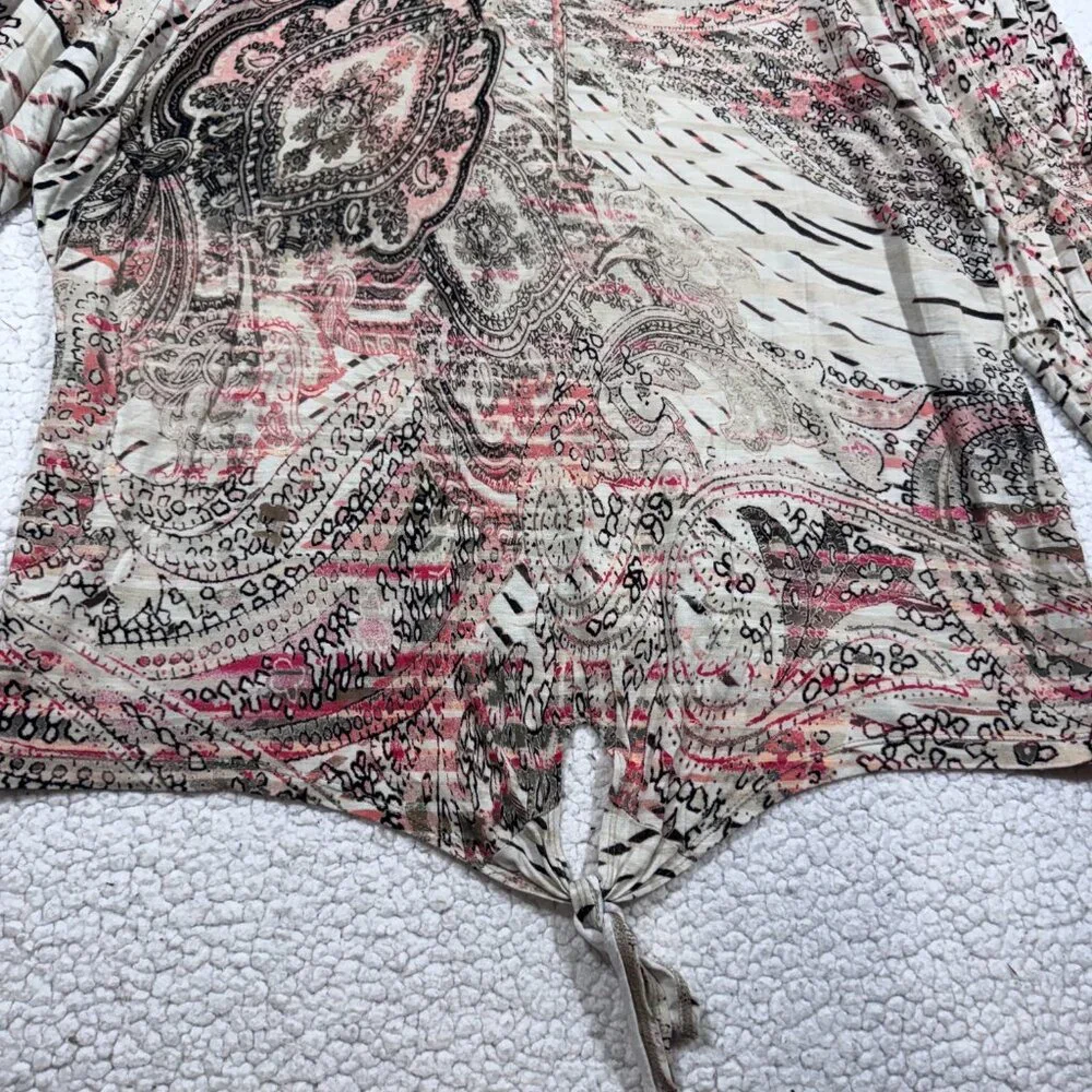 Chicos Womens Paisley Tie Hem Top Size XXL V-Neck 3/4 Sleeve - Picture 2 of 6